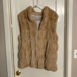 Donna Salyers' Fabulous-Faux Furs Beige Faux Fur Vest XL